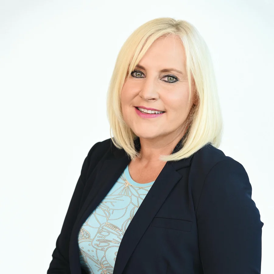 Mag.a Dr.in Angelika Winzig