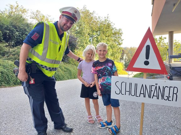 Schulanfänger_2025.jpg  
