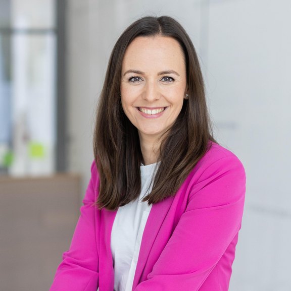 Eidenberger_Elisabeth_Credit_Carolin_Anne_Schiebel.jpg